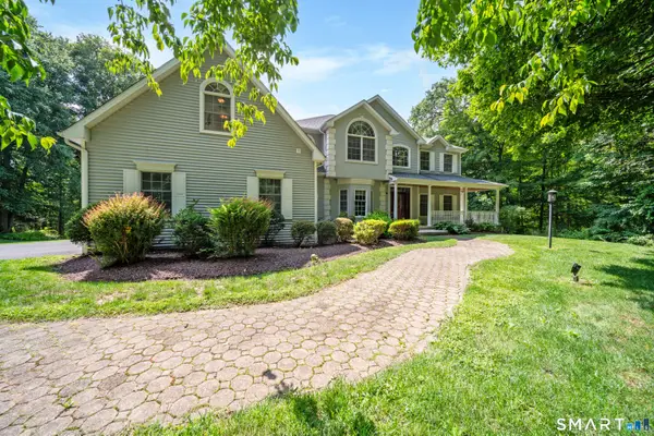282 Laurelwood Lane, Southbury, CT 06488