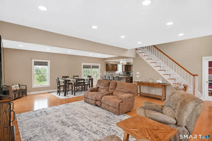 42-B Great Ring Road, Newtown, CT 06482 - #3
