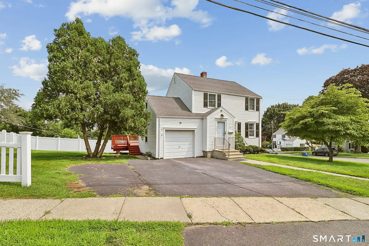 274 Mount Pleasant Avenue, Stratford, CT 06614 - #1