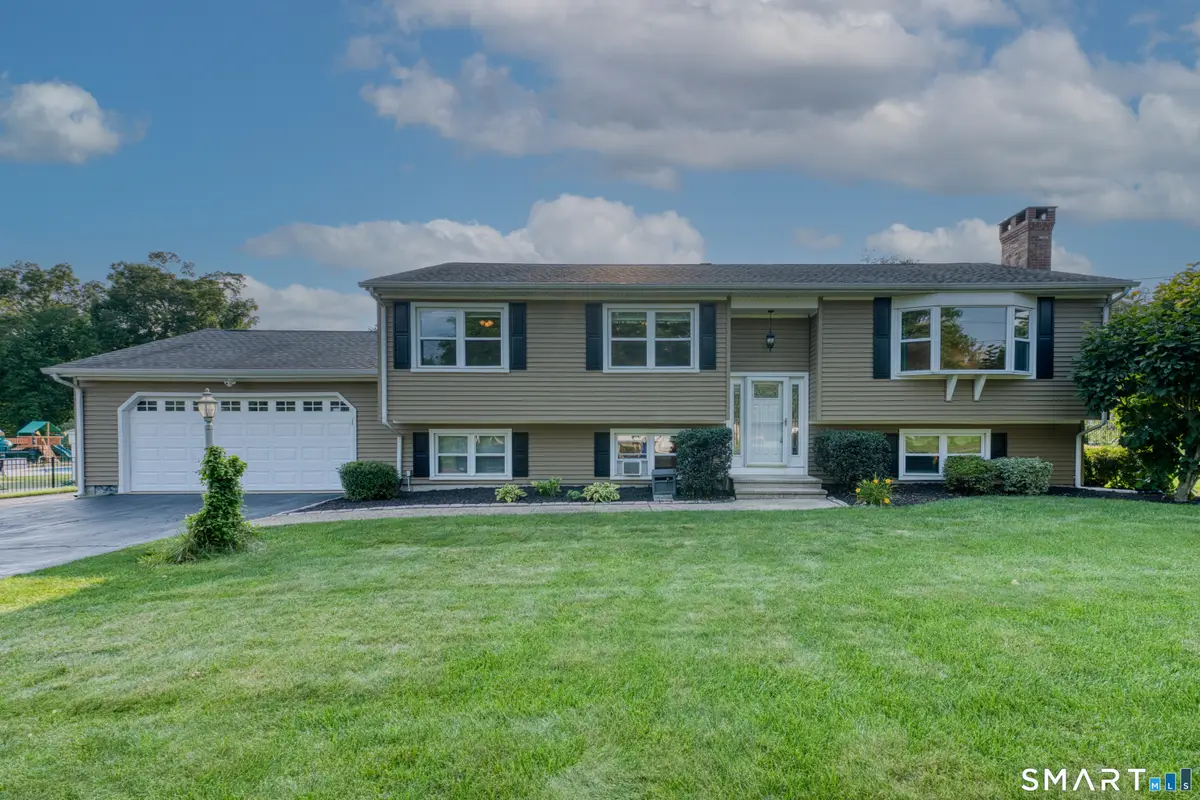 16 Brockett Farm Road, North Haven, CT 06473 - #1
