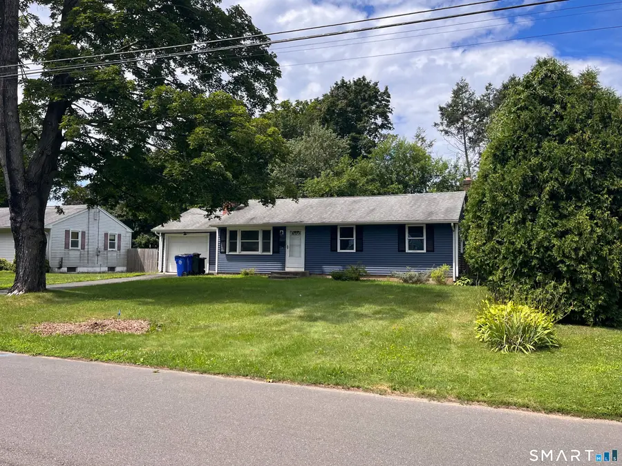 124 Bel Aire Circle, Windsor Locks, CT 06096 - #2
