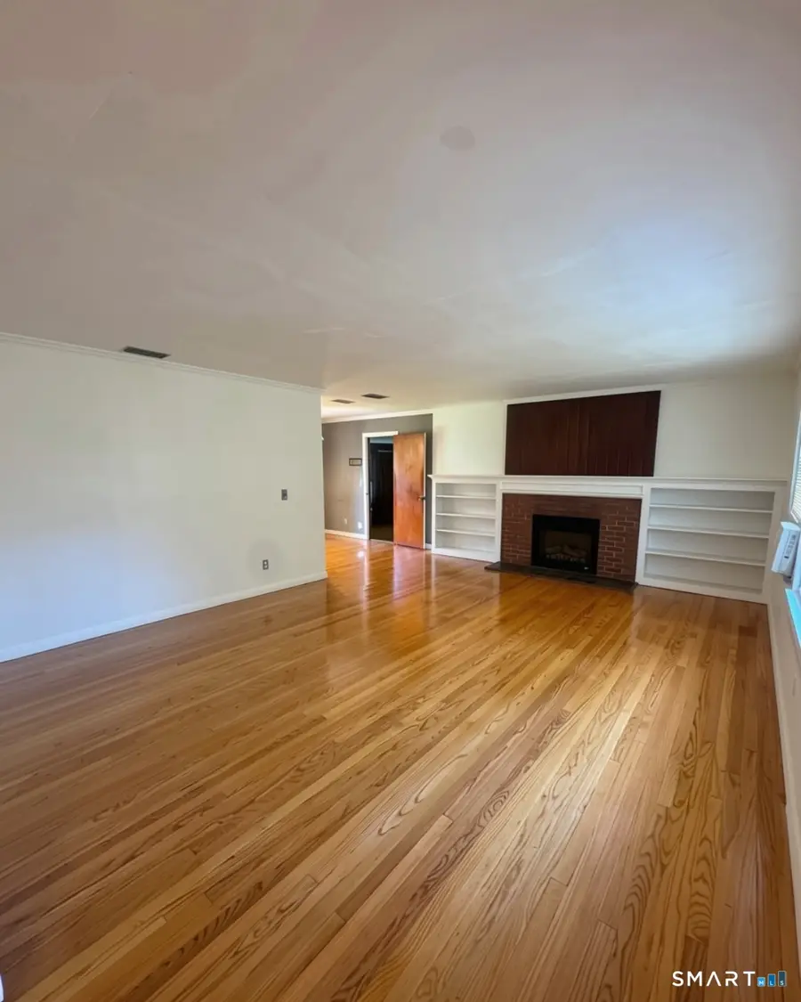 172 Mitchell Drive, New Haven, CT 06511 - #2