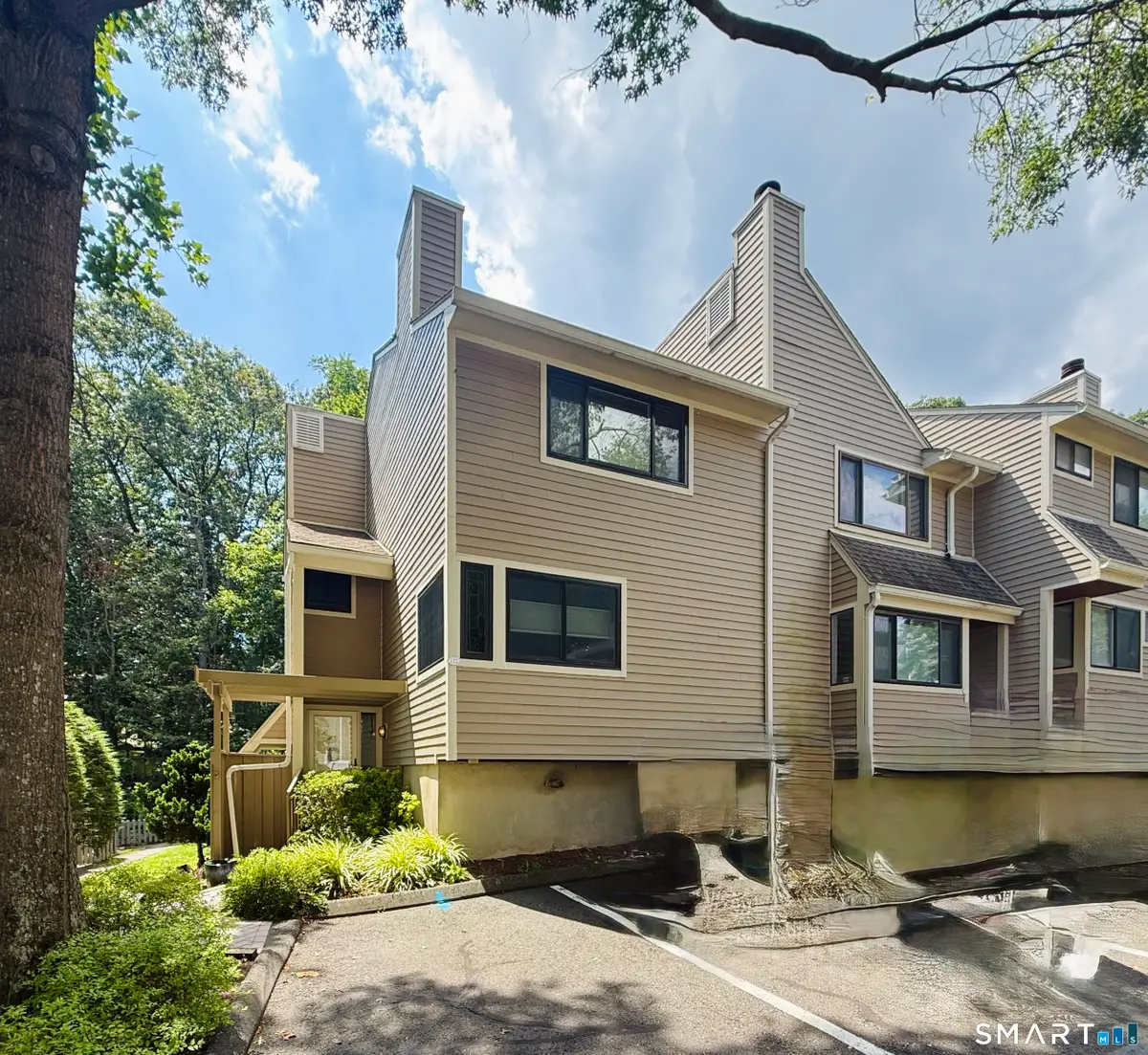 122 Sunrise Hill Road #122, Norwalk, CT 06851 - #1
