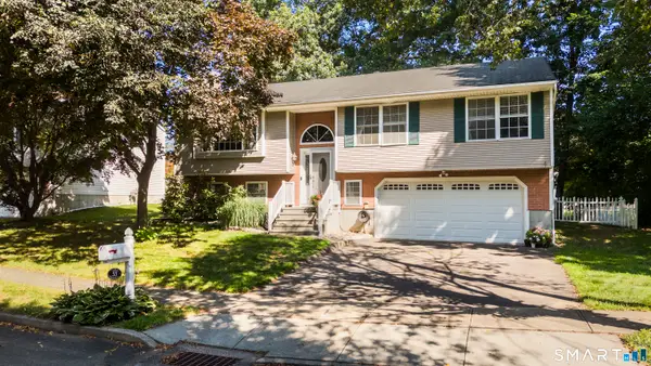 53 Perry Merrill Drive, West Haven, CT 06516