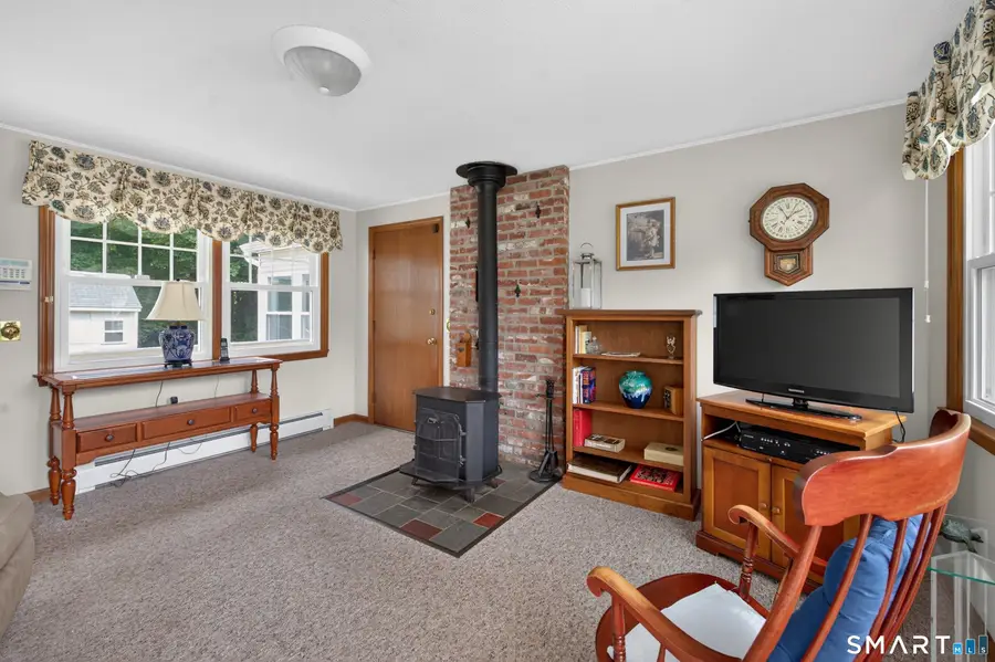 4 Kish Place, Wallingford, CT 06492 - #3
