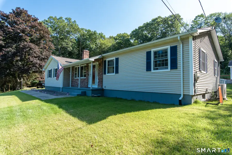 92 New Road, Moosup, CT 06354 - #2