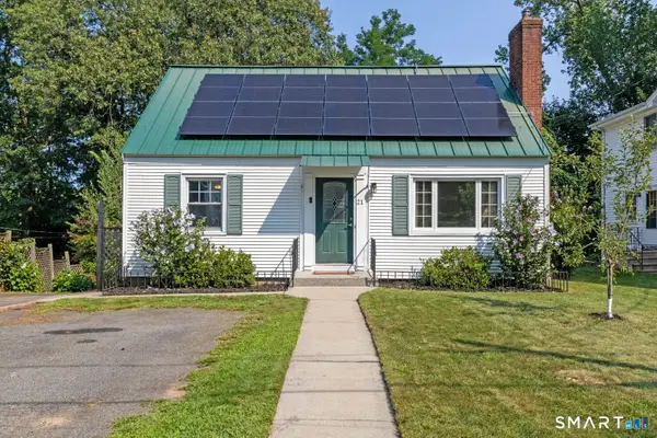 21 Overland Street, Manchester, CT 06040