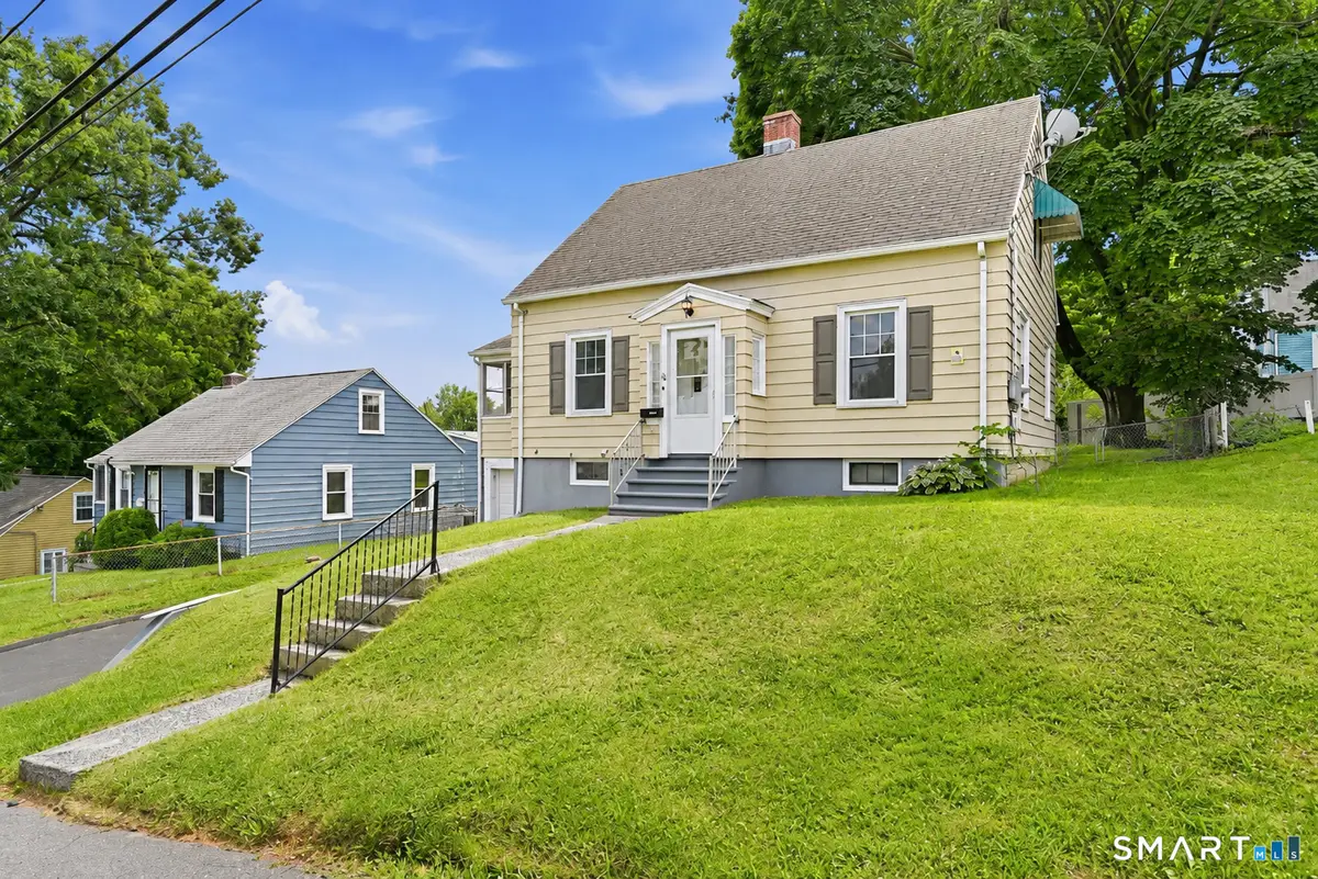 34 Corona Drive, Waterbury, CT 06708 - #1