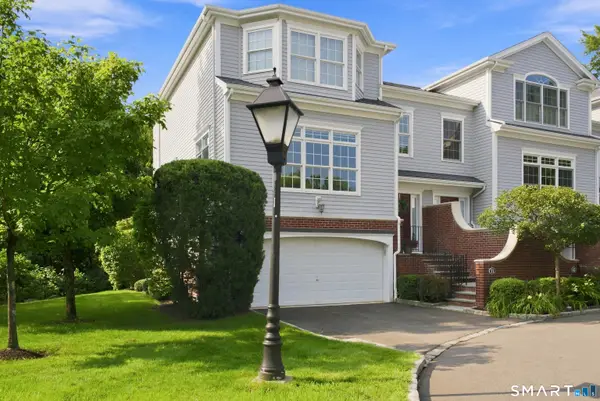 71 Aberdeen Way #71, Fairfield, CT 06890