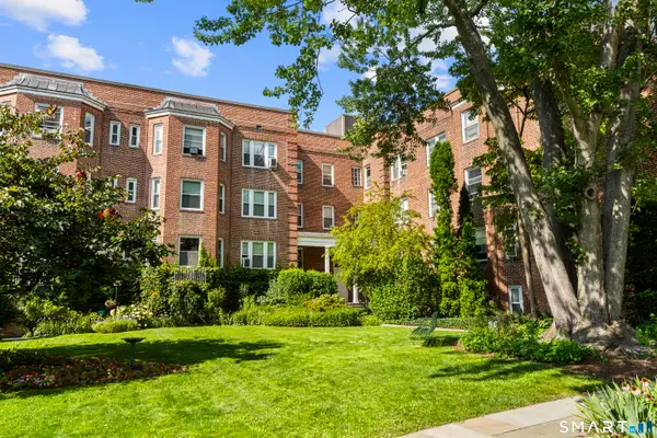70 Strawberry Hill Avenue #2-2B, Stamford, CT 06902