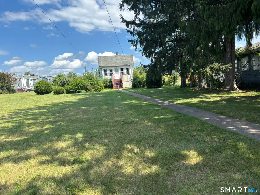 84 Laurel Street, East Hartford, CT 06108 - #3