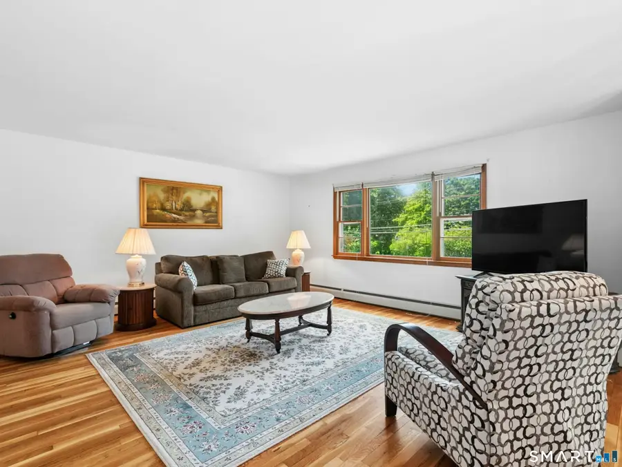1646 Boston Post Road, Darien, CT 06820 - #3