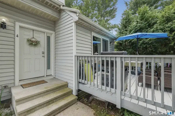 4 Clubhouse Drive #4, Cromwell, CT 06416