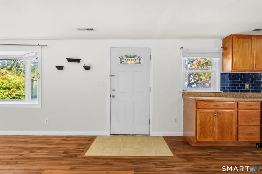 31 Scott Street, East Hartford, CT 06118 - #3