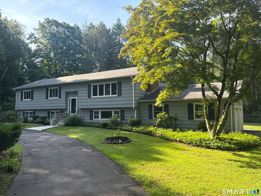 14 Watrous Lane, Woodbridge, CT 06525 - #2