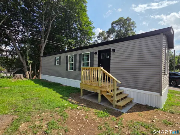 44 Norwich Avenue #3, Norwich, CT 06360