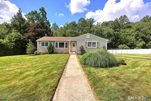133 Algin Drive, Middlebury, CT 06762
