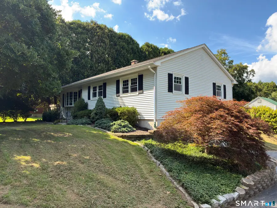 102 Derry Hill Road, Uncasville, CT 06382 - #2