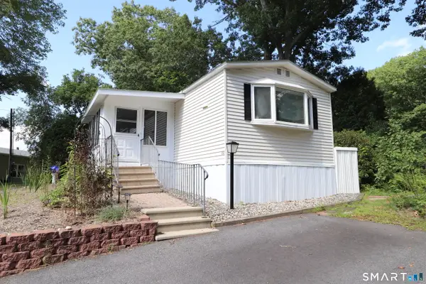 33 Ridge Circle, Mansfield, CT 06268