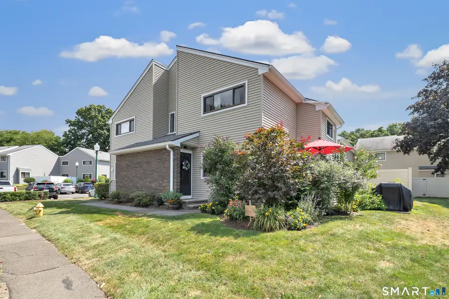 138 Shagbark Drive #138, Derby, CT 06418 - #2