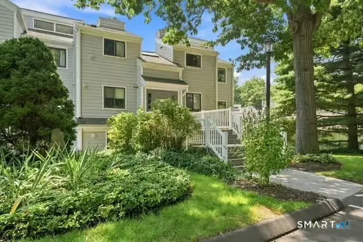 37 Rowayton Woods Drive #37, Norwalk, CT 06854