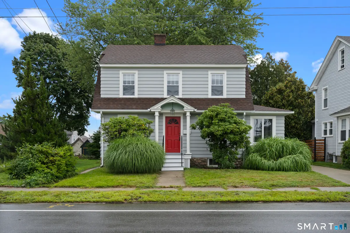 556 Ocean Avenue, New London, CT 06320 - #1
