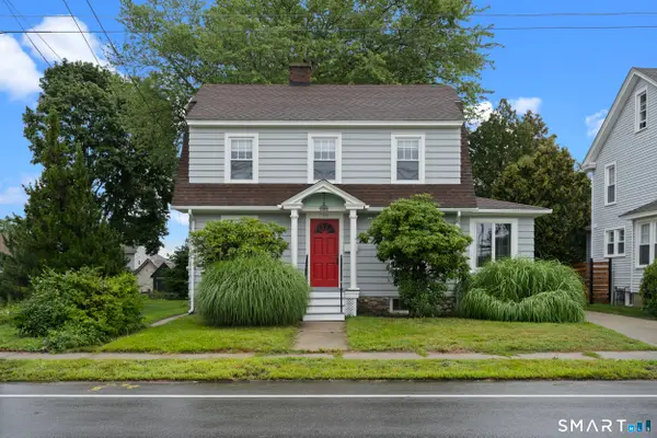 556 Ocean Avenue, New London, CT 06320