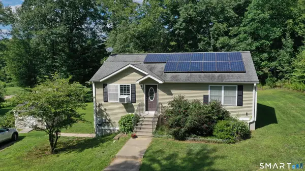 524 Christopher Way, Killingly, CT 06241
