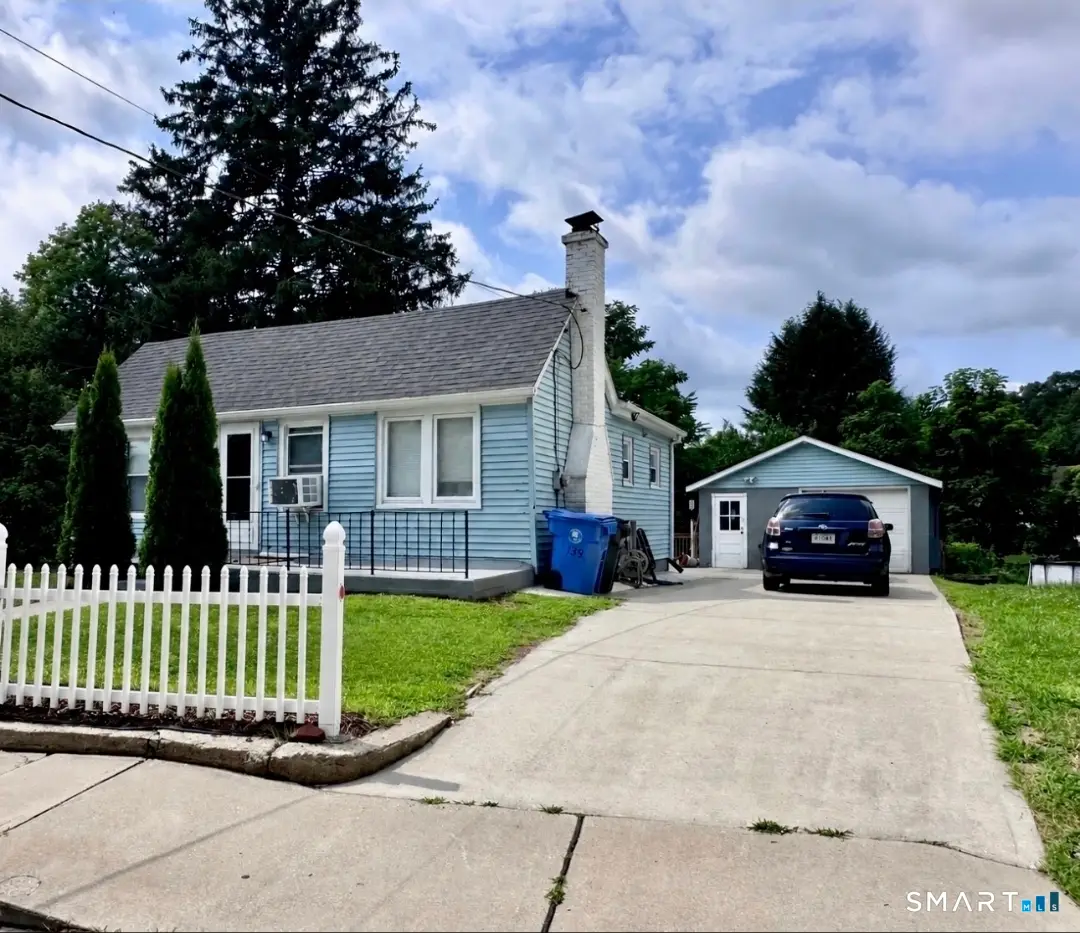 139 Hickory Street, Norwich, CT 06360 - #1