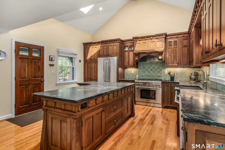342 Mountain Road, West Hartford, CT 06107 - #2