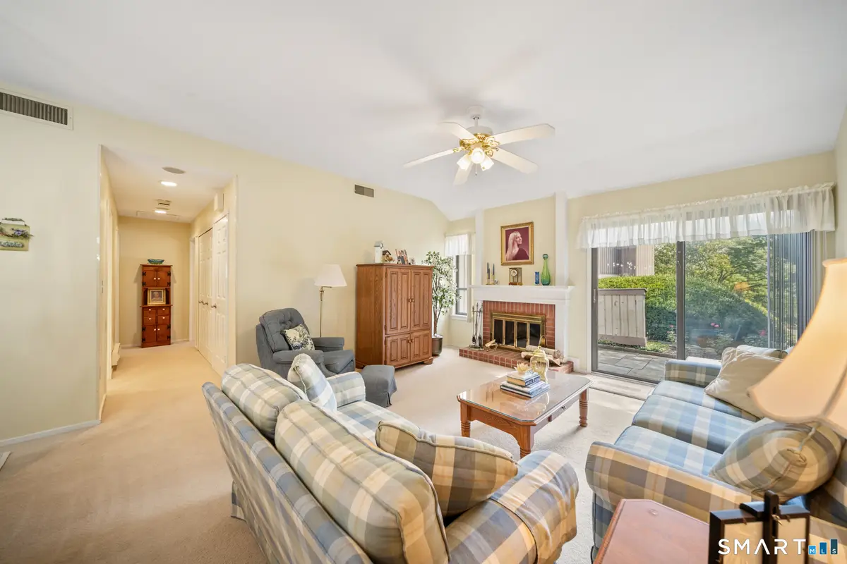 9 Heritage Circle #A, Southbury, CT 06488 - #1