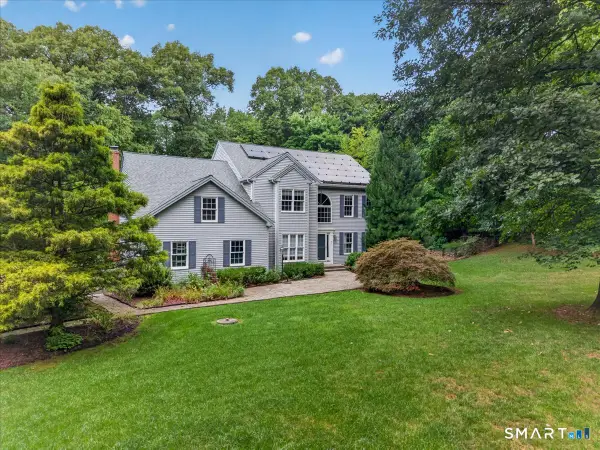 80 Autumn Court, Cheshire, CT 06410