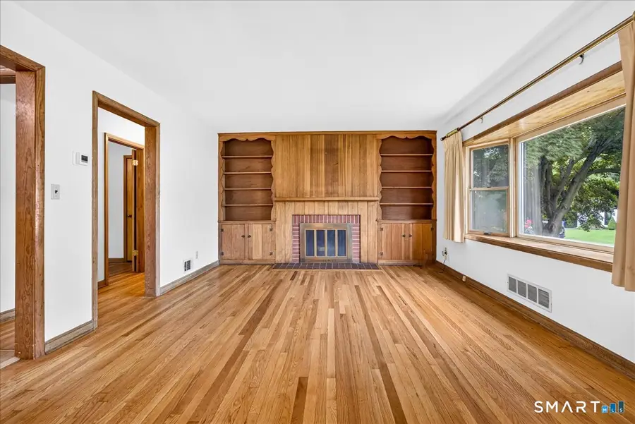 22 Robinwood Road, Hamden, CT 06517 - #3
