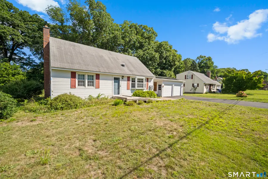 17 Queen Street, Enfield, CT 06082 - #2