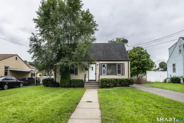 118 Bryden Terrace, Hamden, CT 06517