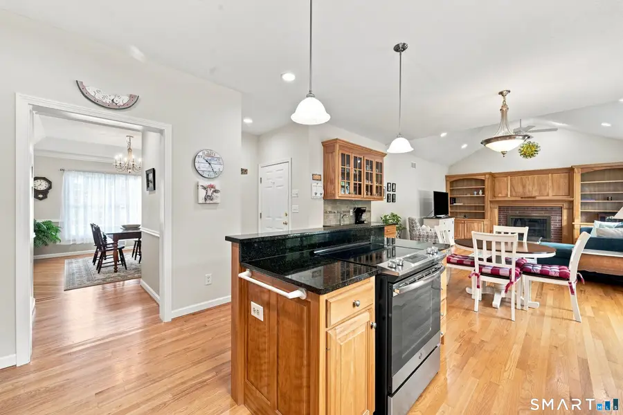 4 Charles Court #4, Suffield, CT 06078 - #3