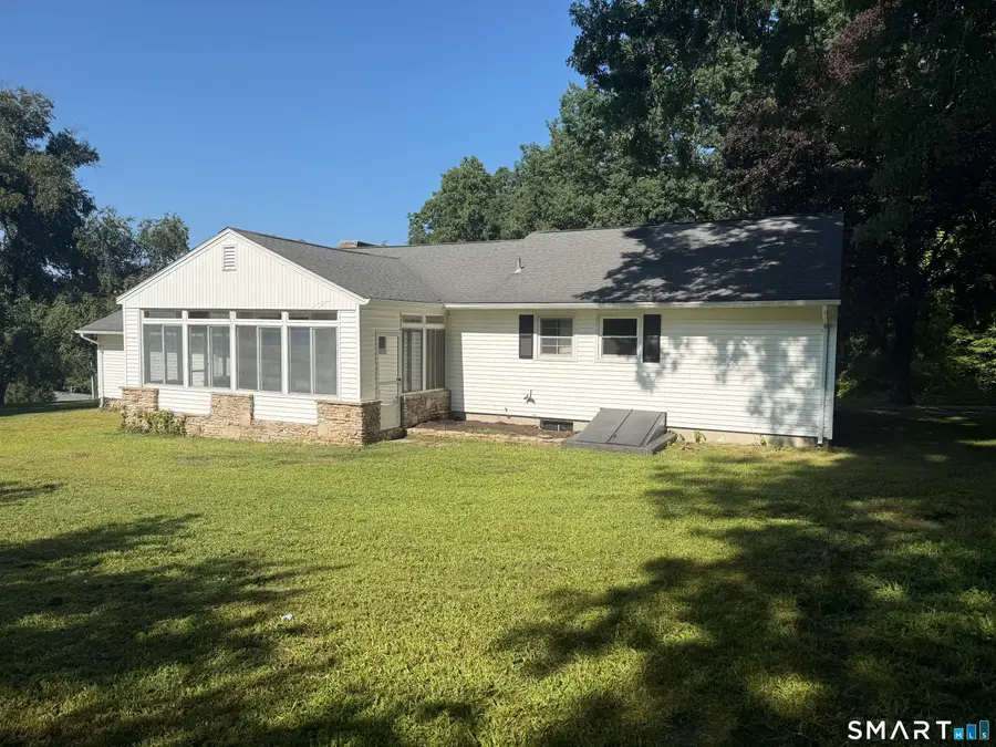 15 Susie Avenue, Moosup, CT 06354 - #2