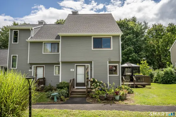 37 Reed Court #37, Bloomfield, CT 06002