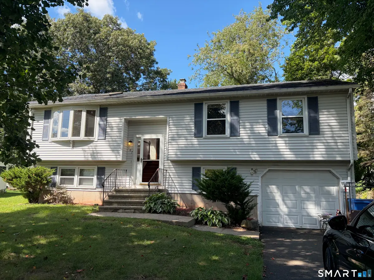 107 Tanglewood Drive, Hamden, CT 06518 - #1