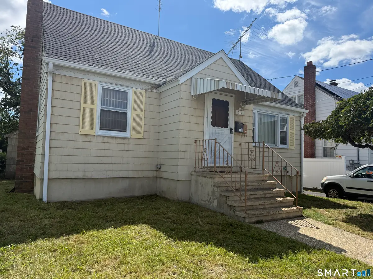 370 Kent Avenue, Bridgeport, CT 06610 - #1
