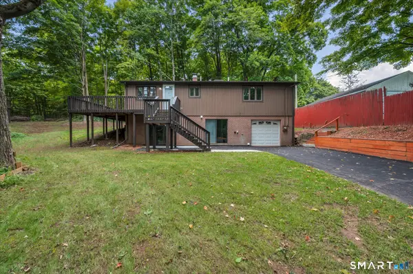 19 Smithfield Avenue, Meriden, CT 06451