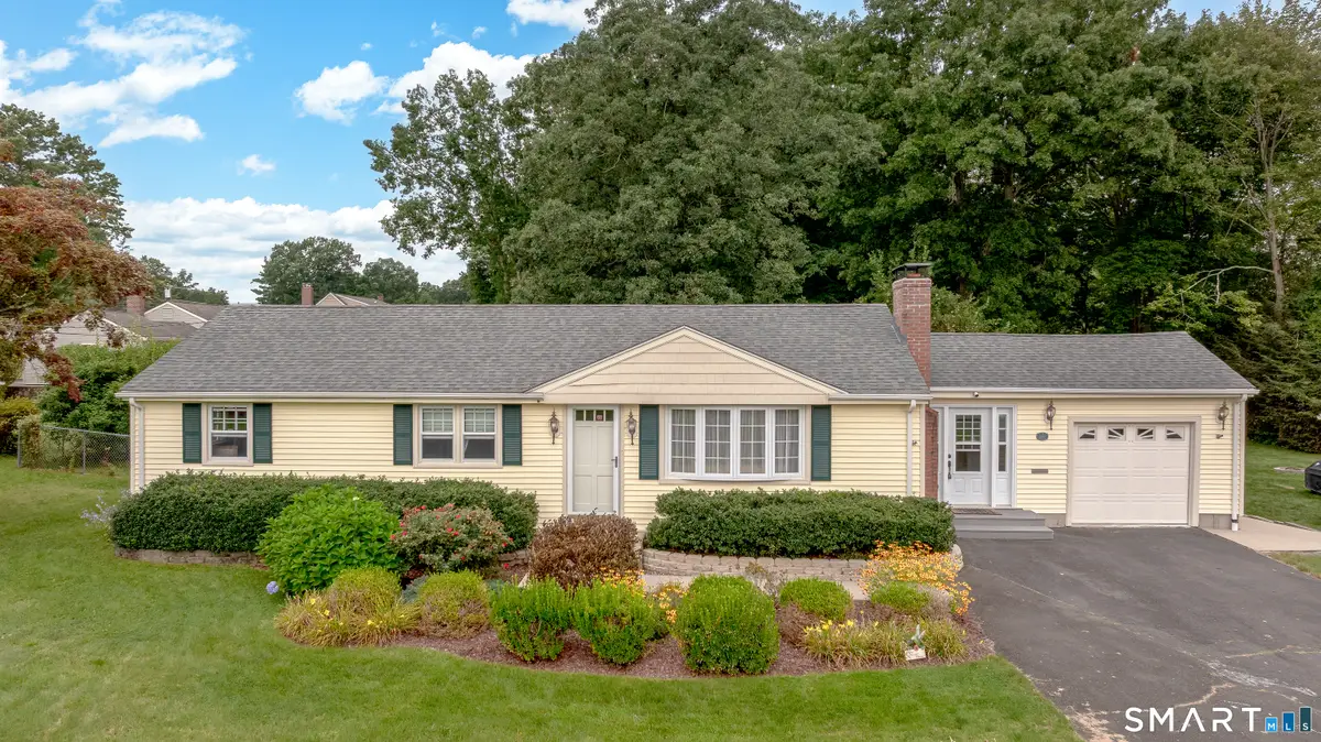 160 Hepworth Street, Bristol, CT 06010 - #1