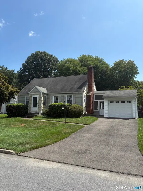 147 Candlewood Road, Fairfield, CT 06825