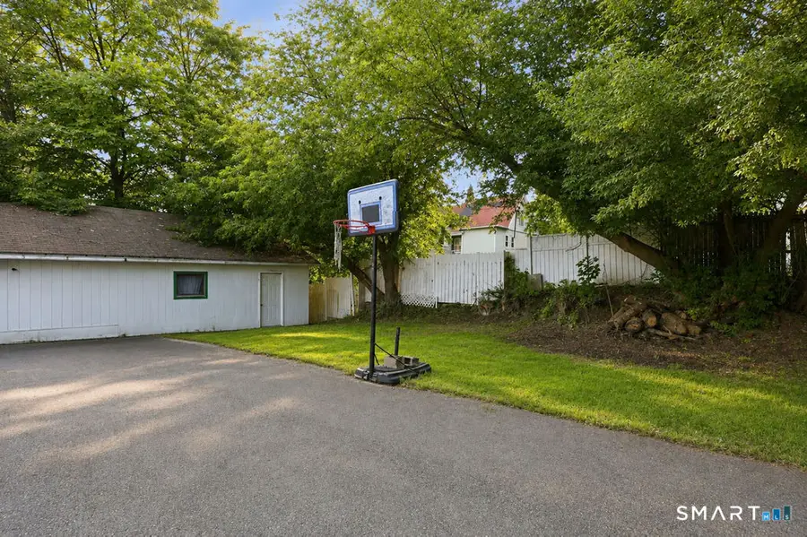 639 Arch Street, New Britain, CT 06051 - #2