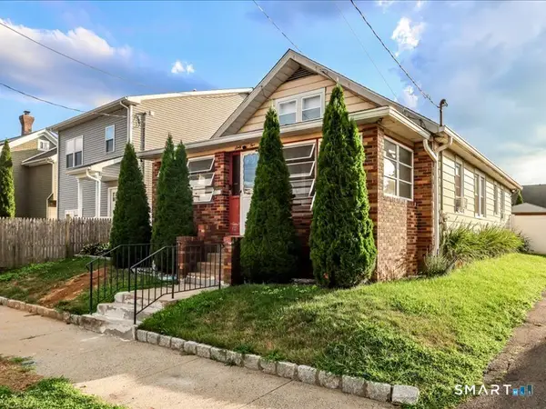 65 Fleet Street, Bridgeport, CT 06606