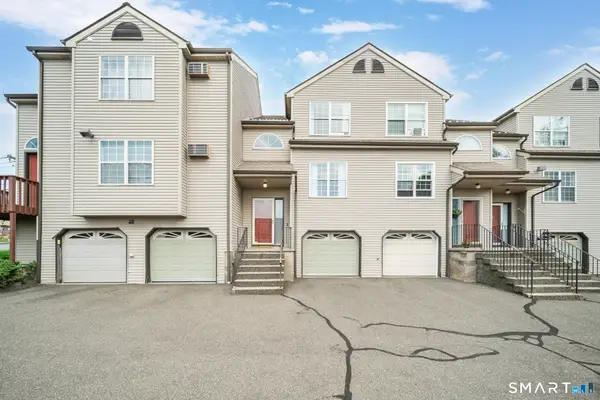 7 Taft Point #51, Waterbury, CT 06708