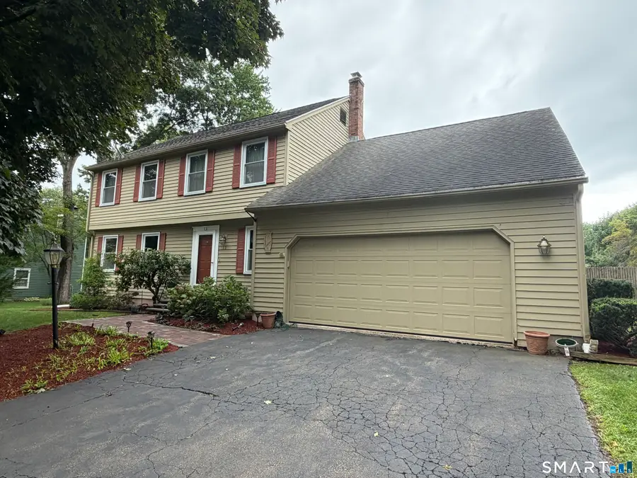 11 Weatherside Drive, Wallingford, CT 06492 - #2