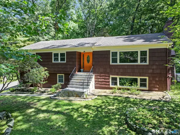 70 Arrow Head Drive, Stamford, CT 06903