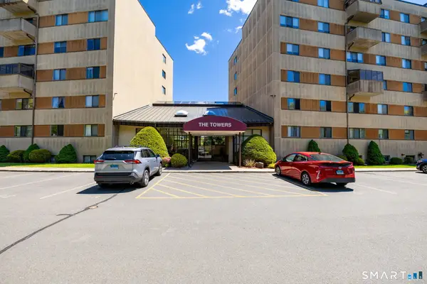 55 Putter Drive #55, Wallingford, CT 06492