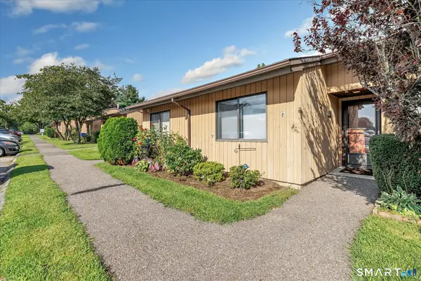 426 Asbury Ridge #426, Shelton, CT 06484